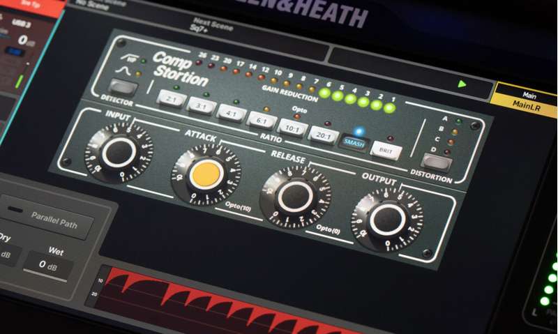 Allen & Heath SQ5+ 48 Channel / 44 Bus / 17 Fader Digital Mixer with RackUltra FX