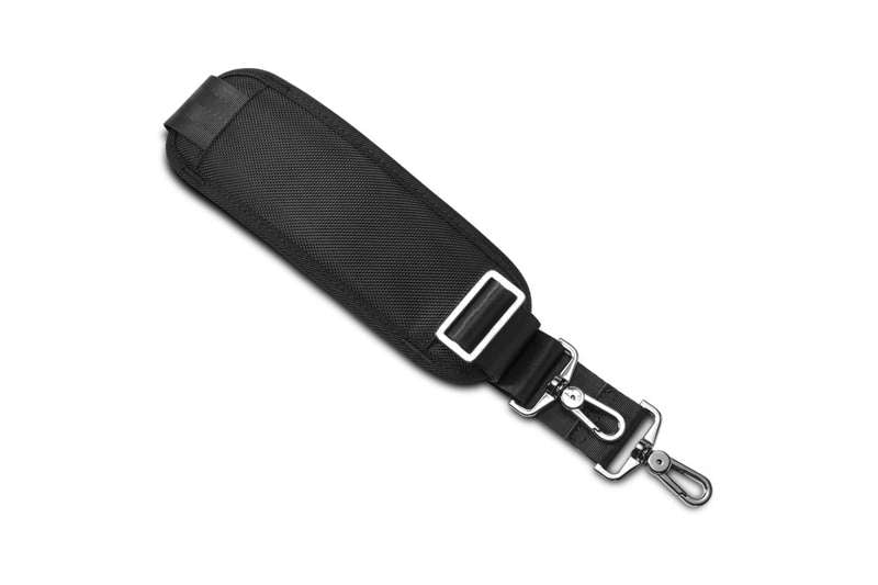 Epson EpiqVision Mini Custom Travel Case for EF21 and EF22 Projectors – Black