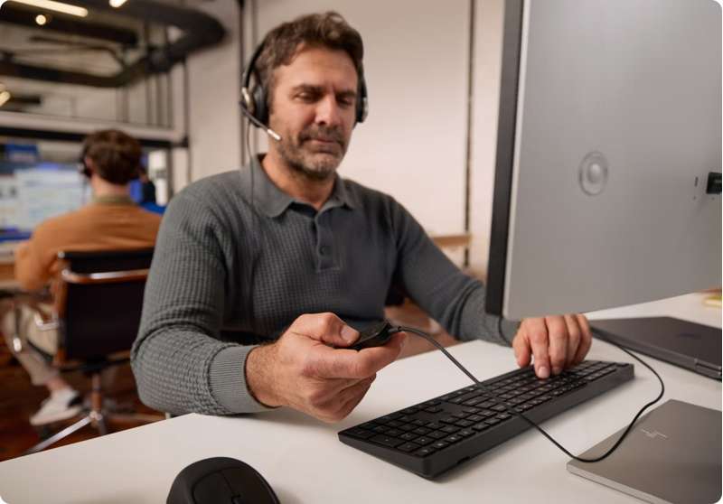 Poly Mission 825 Stereo USB‑C Headset (HPP‑Co1FCAA#AC3)