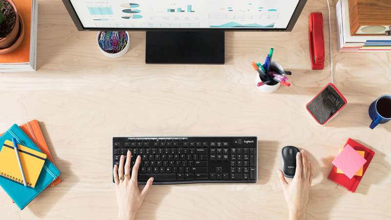 Logitech MK270 Wireless Keyboard and Mouse Combo