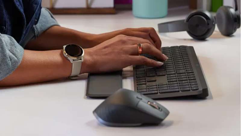 Logitech MX Keys Combo for Business Gen 2 – Wireless Keyboard & Mouse Set