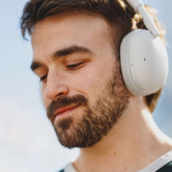 Logitech Zone Vibe Pro Adaptive Noise-Canceling Headphone with AI-powered Voice Isolation, Off-White