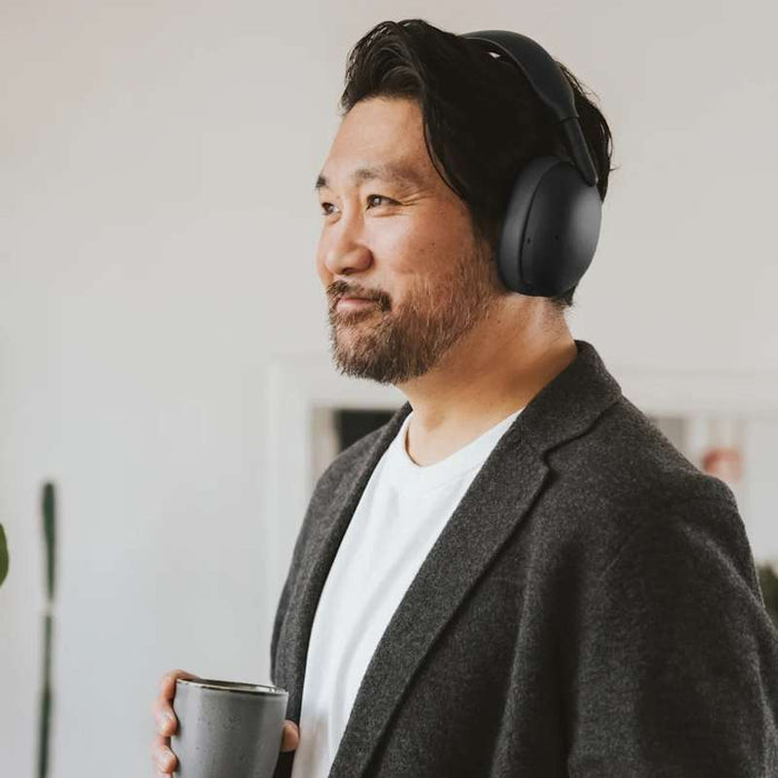 Logitech Zone Vibe Pro Adaptive Noise-Canceling Headphone with AI-powered Voice Isolation, Black