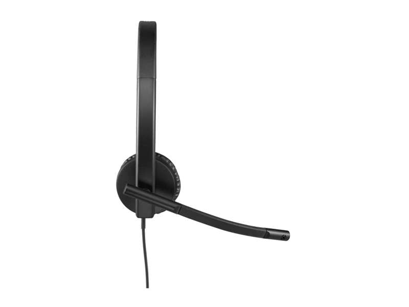 Logitech Value Bundle - MK120 Keyboard & Mouse, Brio 105 Webcam, and H570e Headset