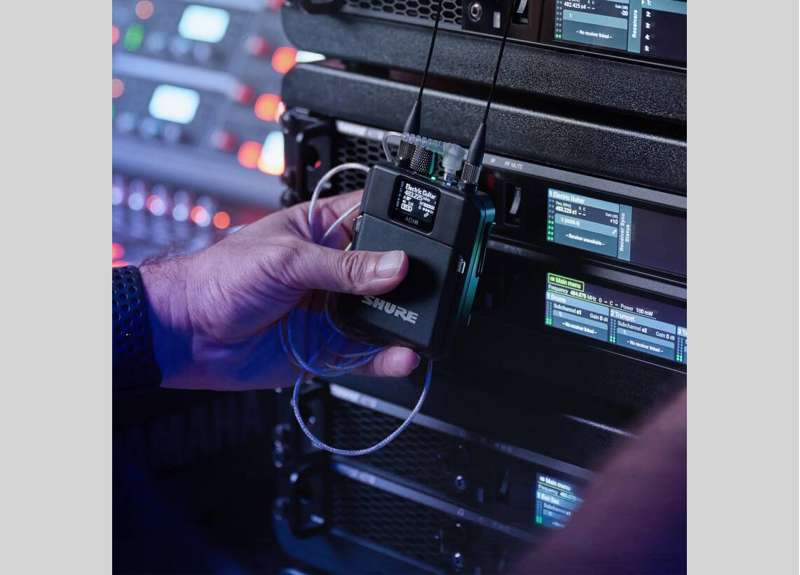 Shure Axient Digital PSM Advanced Digital In-Ear Monitor System