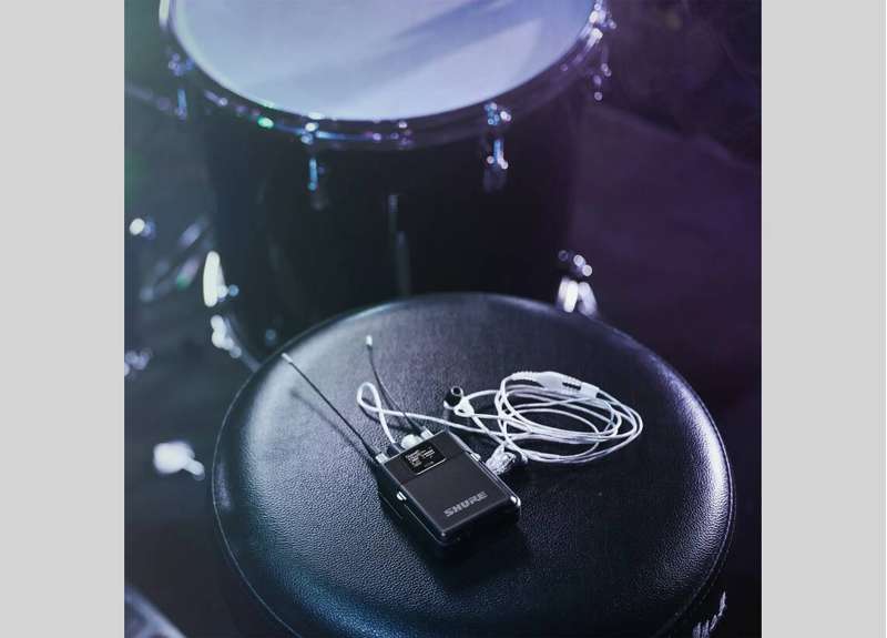 Shure Axient Digital PSM Advanced Digital In-Ear Monitor System