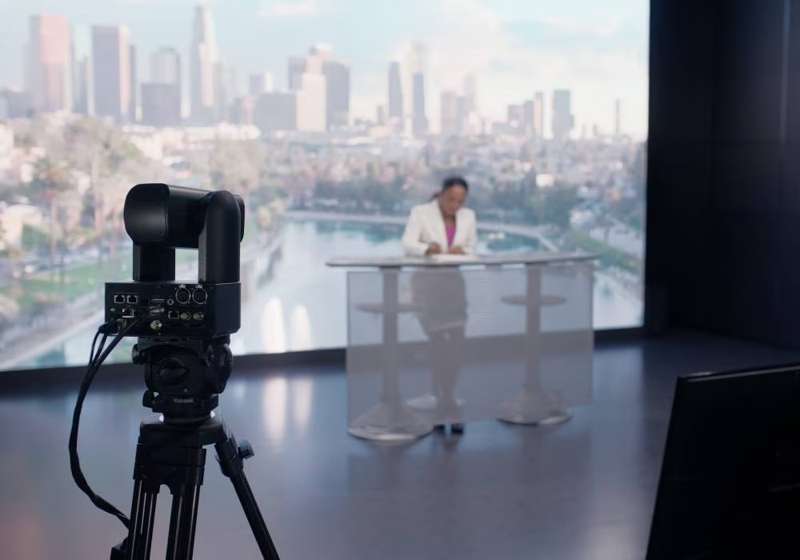 Sony BRC-AM7 Premium PTZ Auto Framing Camera with AI Analytics, Black