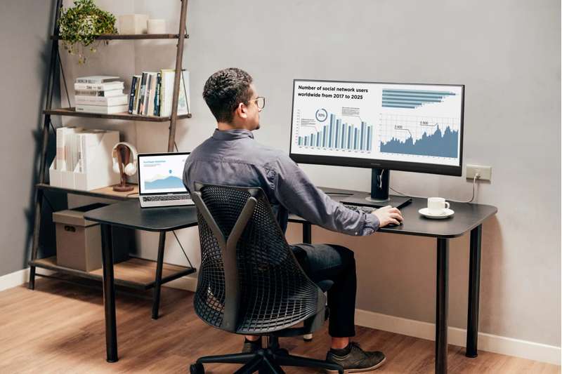 Viewsonic 34" UWQHD Curved USB-C Docking Monitor with RJ45 Ethernet
