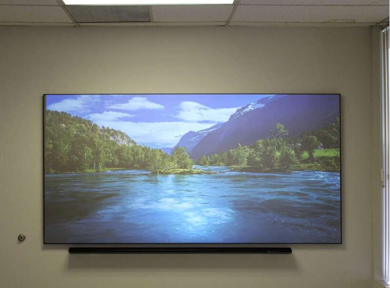 Elite WhiteBoardScreen TE CLR 2 Series, 90-inch Diag. 16:10 WhiteBoard Screen, Ceiling Light Rejecting (CLR)2 Material